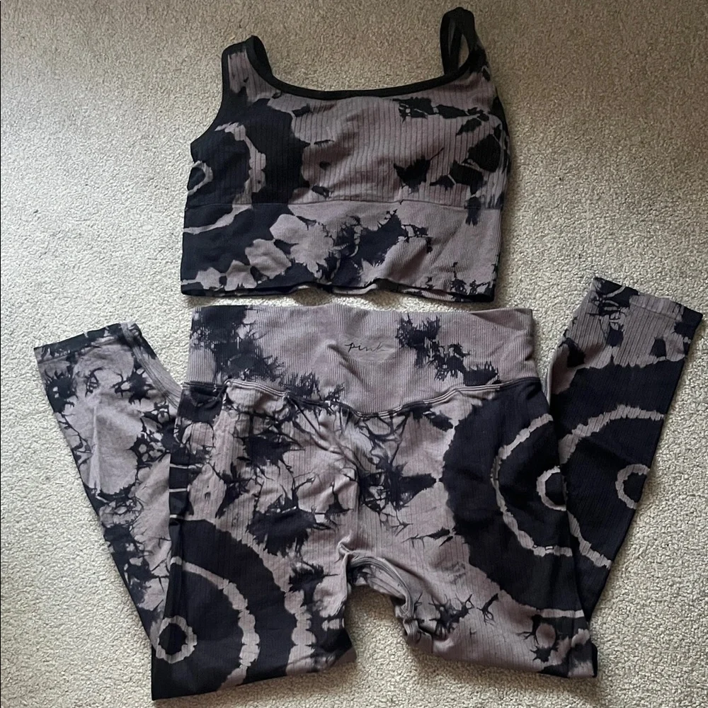 Victoria’s Secret PINK Active Tie-Dye Ribbed Crop Top and Leggings Matching Set - Picture 2 of 5